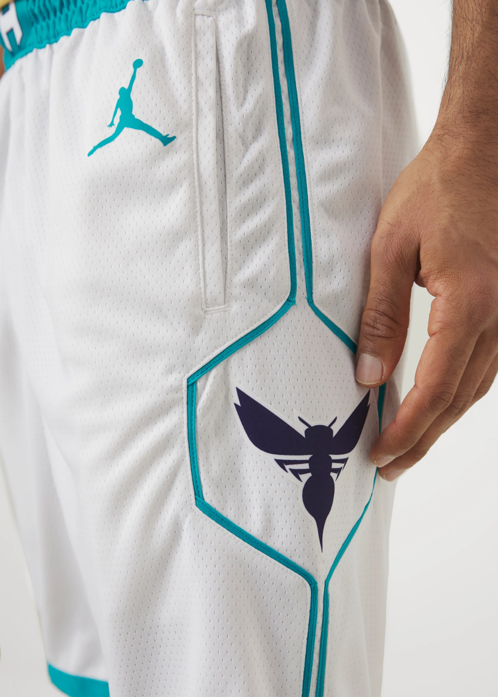 מכנס כדורסל NBA CHARLOTTE HORNETS SHORT