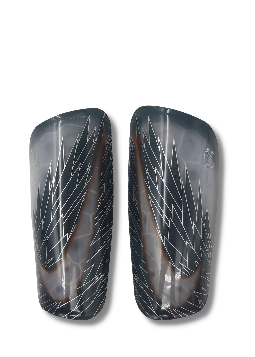 מגני עצם נייק - מרקוריאל שחור