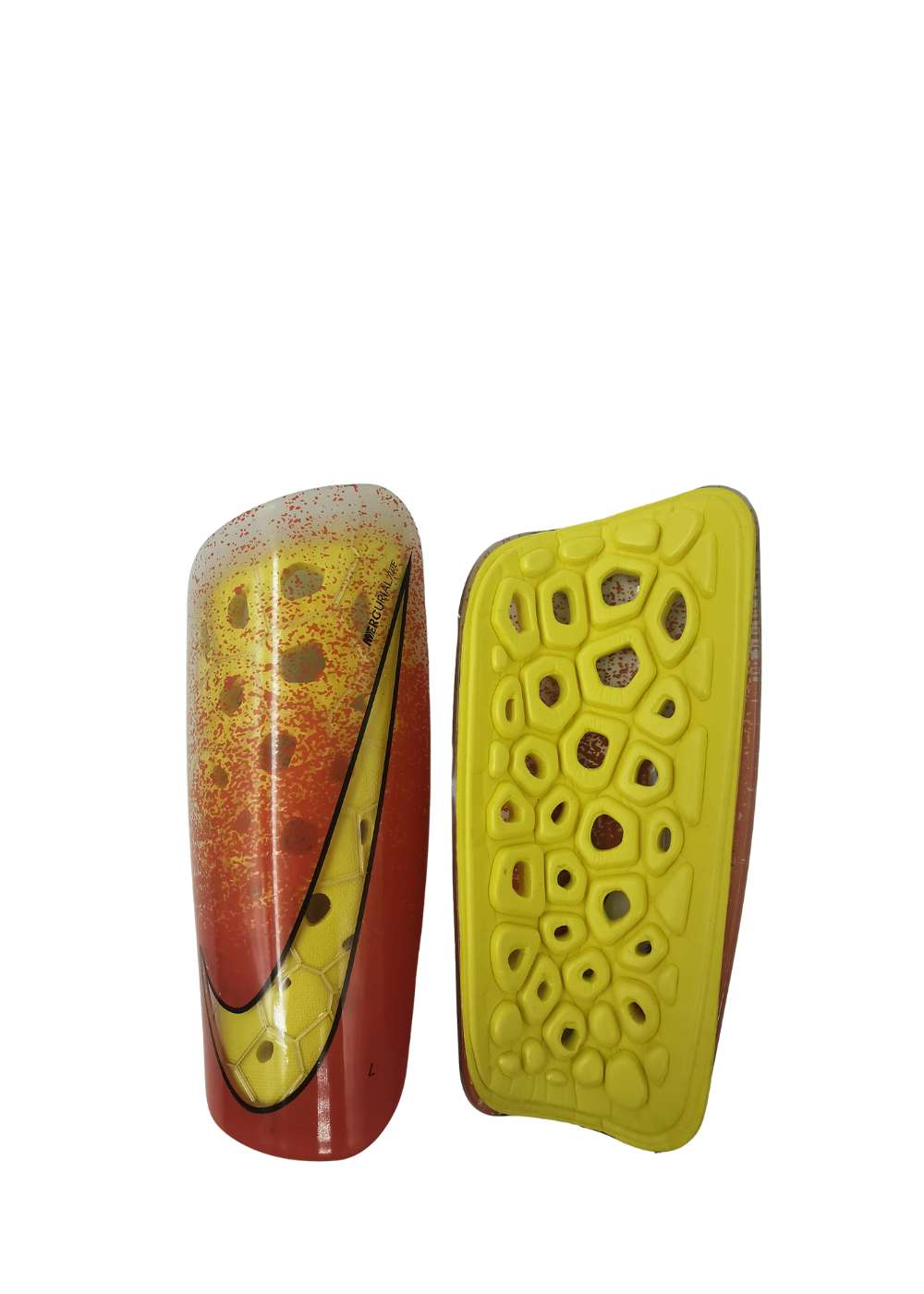 מגני עצם נייק - מרקוריאל צהוב/אדום
