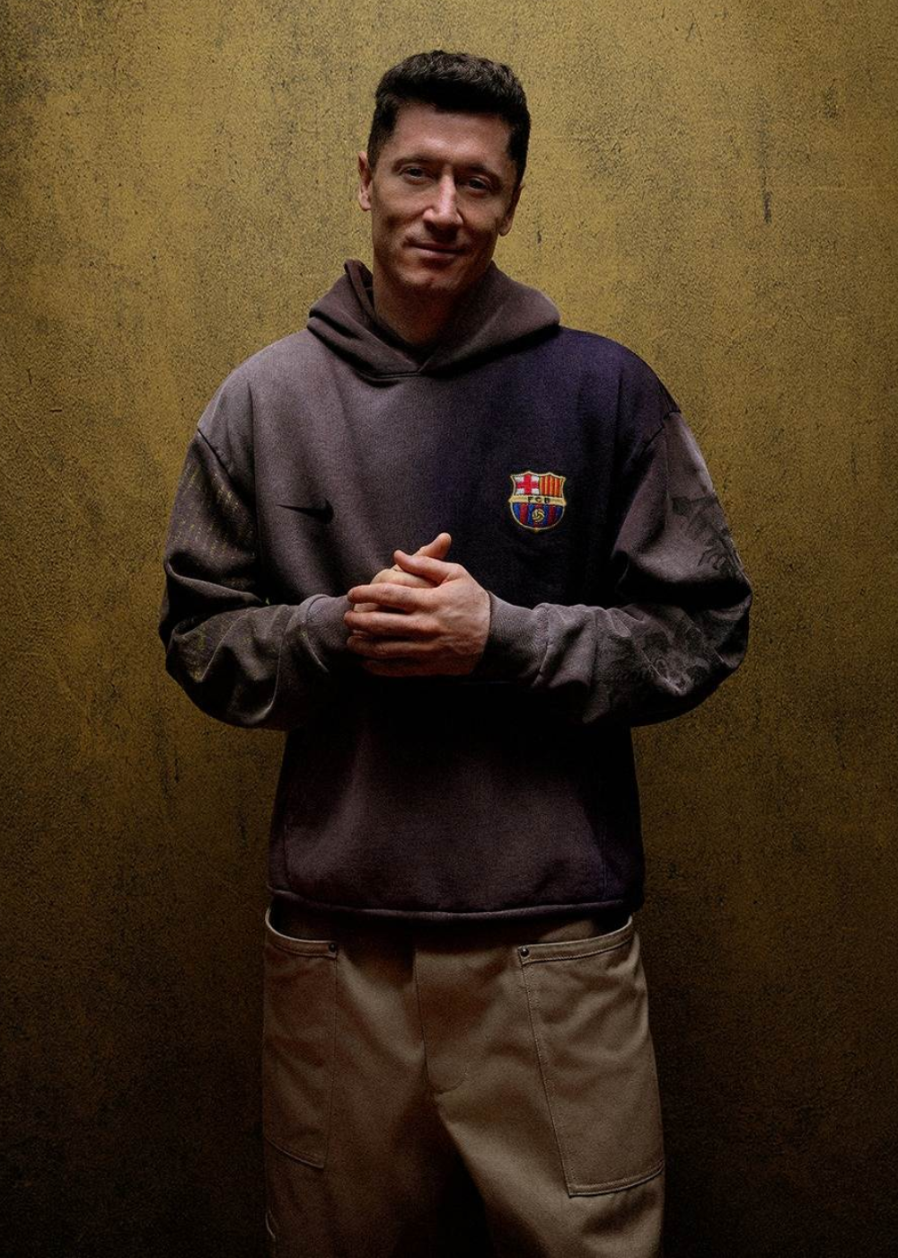 קפוצ'ון ברצלונה טראוויס סקוט