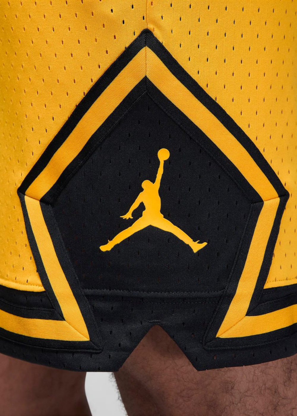 מכנס כדורסל JORDAN DIAMOND SHORTS YELLOW