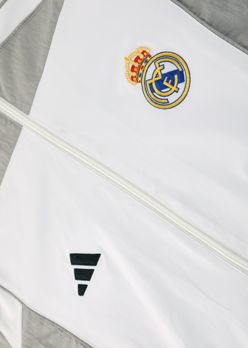 מעיל רוח ריאל מדריד - 25/26