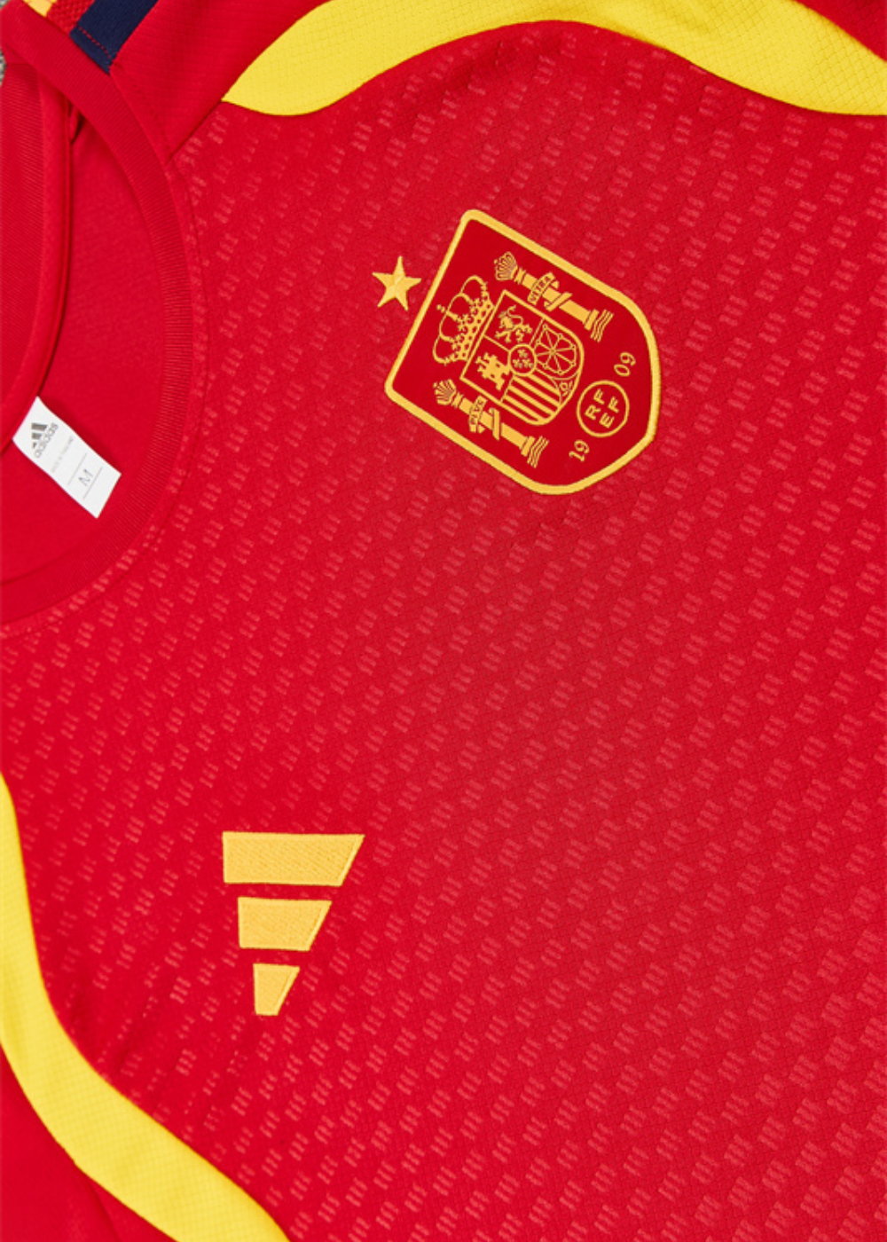 חליפת אימון רשמית ספרד - 2025/2026