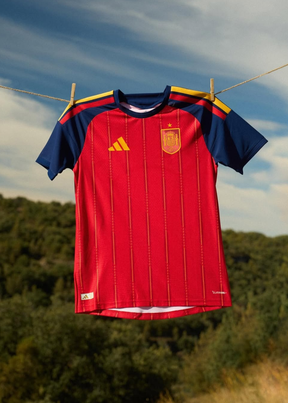 חליפת משחק רשמית ספרד בית - 2025/2026
