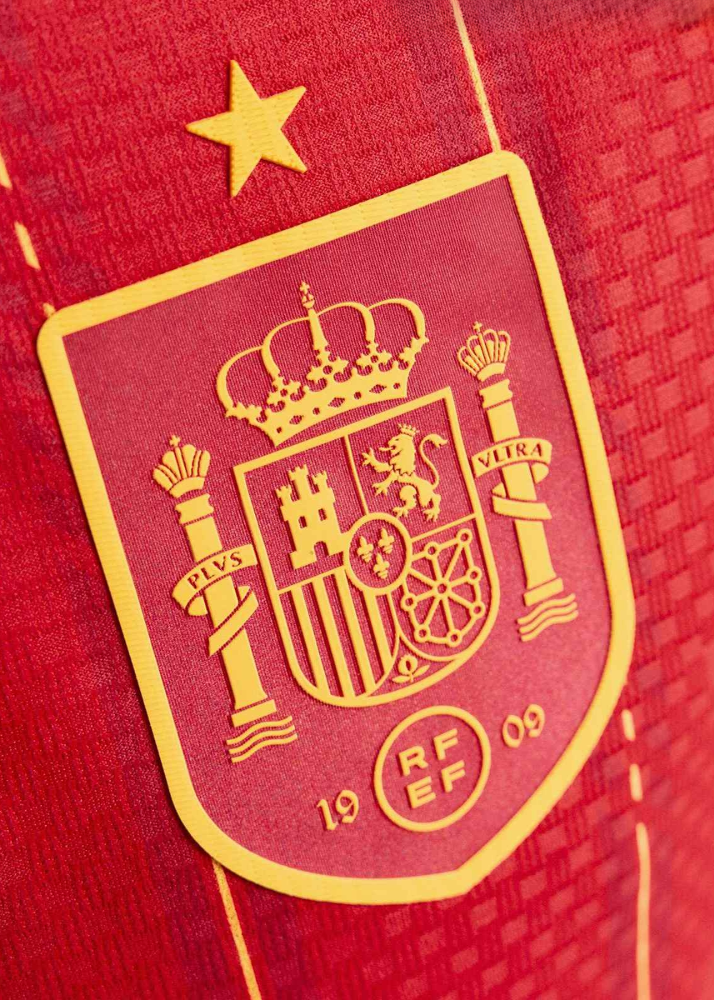 חליפת משחק רשמית ספרד בית - 2025/2026