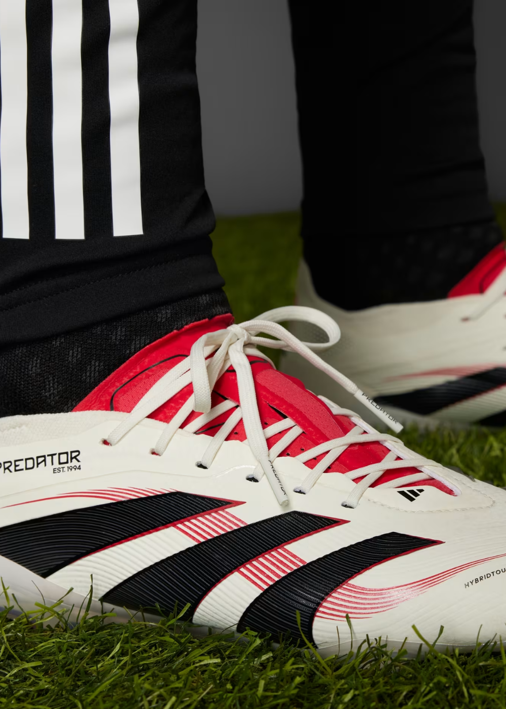 נעלי כדורגל מקצועיות | Adidas Predator Elite FG - Off White