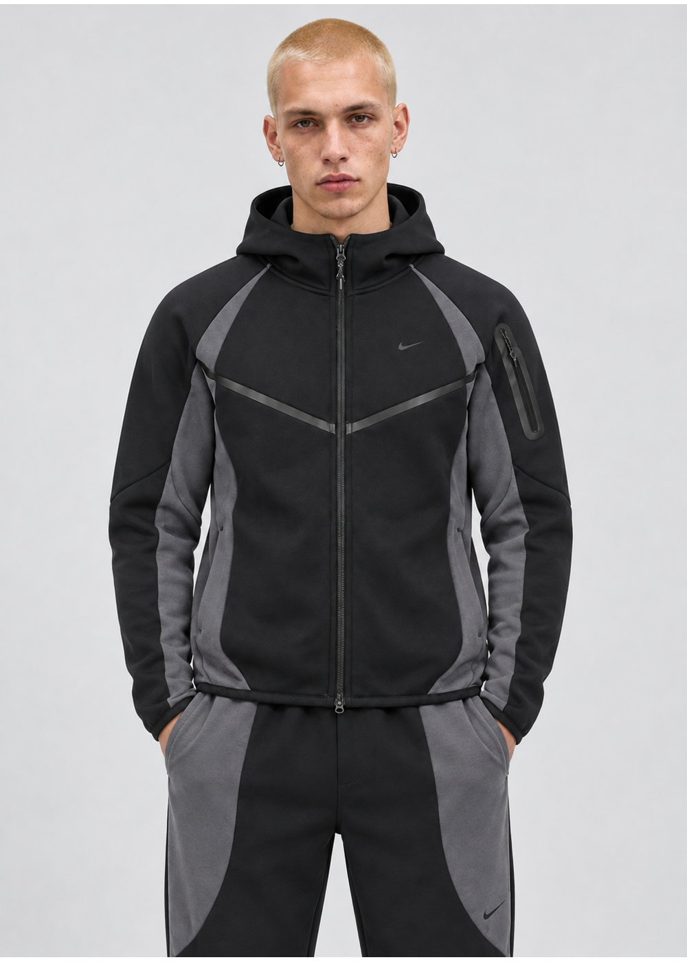 חליפת פוטר TECH FLEECE | שחור/אפור